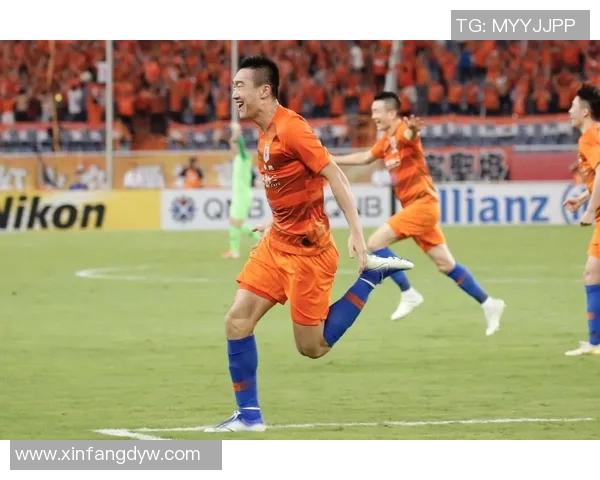 2017年中超联赛鲁能对阵天津的精彩对决回顾与分析